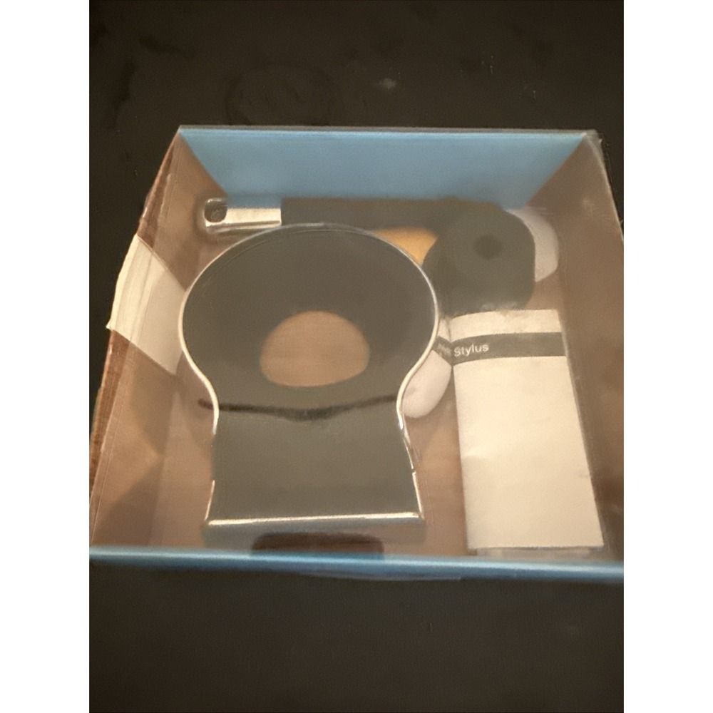 Belkin Chef Stand + Stylus for Tablets Model F5L099